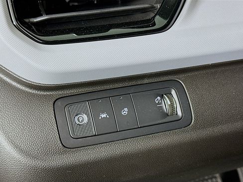 New 2027 Chevrolet Bolt LT image 10