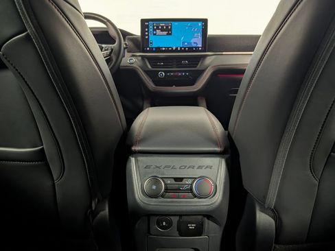 Certified 2025 Ford Explorer ST AWD/4WD image 15