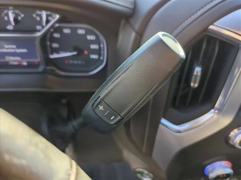 Used 2021 GMC Sierra 1500 SLE w/ Preferred Package image 19