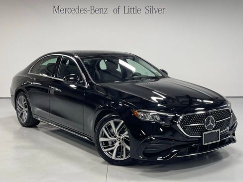 Used 2026 Mercedes-Benz E 350 4MATIC Sedan image 8