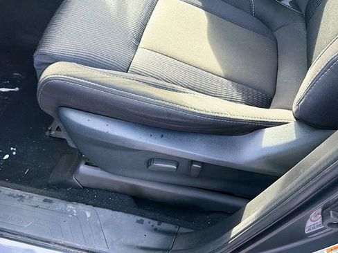 Used 2019 Subaru Ascent Premium image 17