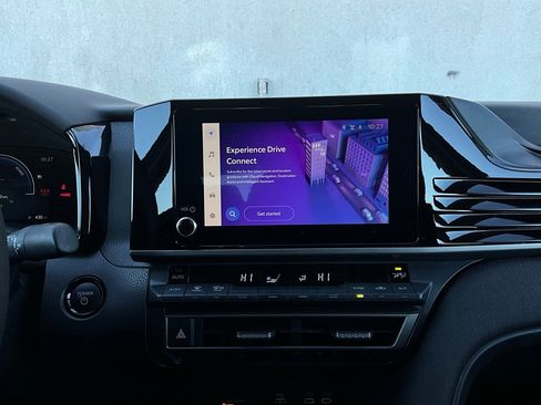 Used 2025 Toyota Camry LE image 25