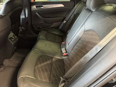 Used 2018 Hyundai Sonata Sport w/ Tech Package 05 image 10