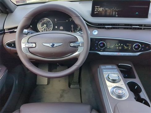 Used 2024 Genesis GV70 2.5T w/ Advanced Package image 15