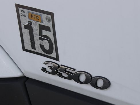 Used 2012 Mercedes-Benz Sprinter 3500 image 35