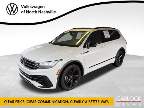 Certified 2023 Volkswagen Tiguan SE R-Line FWD image 1