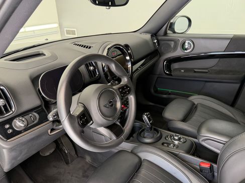 Used 2024 MINI Cooper Countryman S FWD image 4
