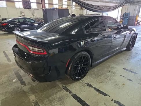 Used 2021 Dodge Charger Scat Pack w/ Dynamics Package RWD image 4