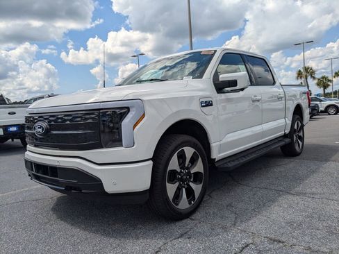 New 2025 Ford F150 Lightning Platinum image 9
