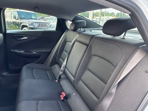 Used 2024 Chevrolet Malibu LT FWD image 22
