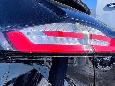Used 2024 Ford Edge Titanium image 31