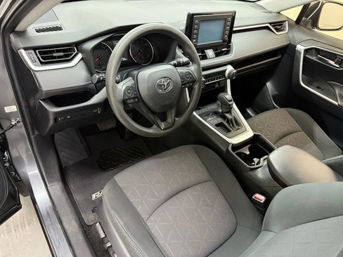 Used 2019 Toyota RAV4 XLE w/ Convenience Package image 18