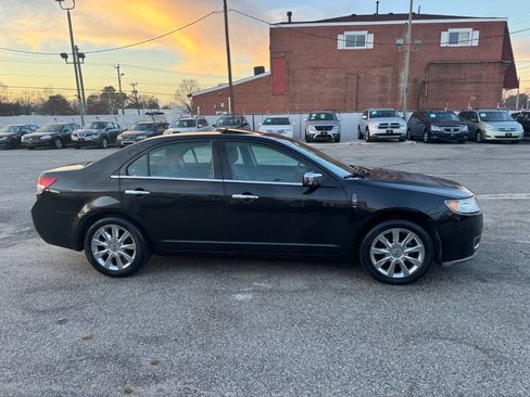 Used 2012 Lincoln MKZ Base AWD 4dr Sedan image 5