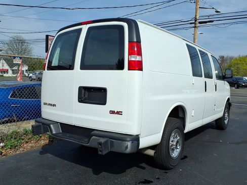 Used 2023 GMC Savana 2500 w/ Driver Convenience Package RWD image 4
