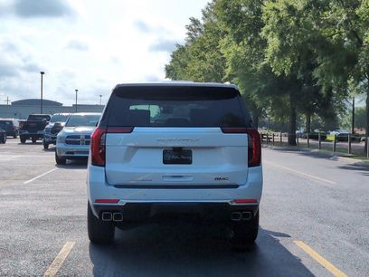 New 2026 GMC Yukon XL Denali w/ Advanced Technology Package