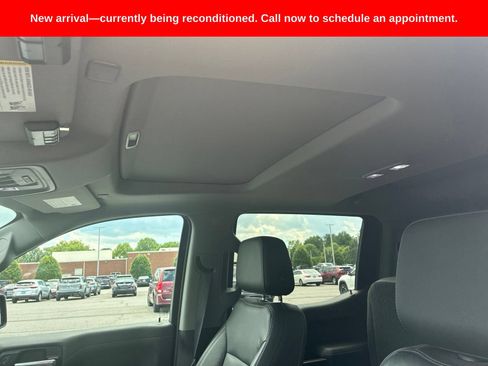 Used 2019 Chevrolet Silverado 1500 LT Trail Boss AWD/4WD image 11