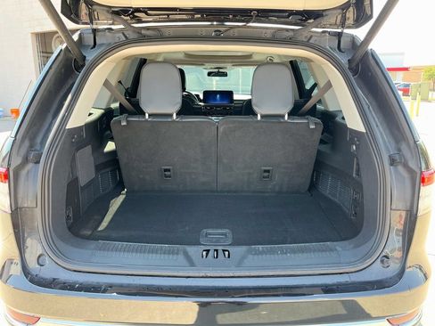 Used 2025 Lincoln Aviator AWD image 29