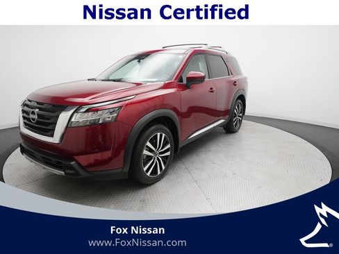 Certified 2024 Nissan Pathfinder Platinum w/ Cargo Package image 1