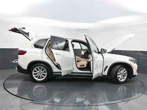 Used 2019 BMW X5 xDrive40i image 37