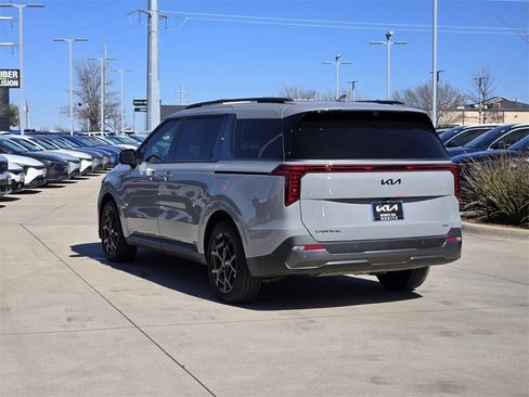 New 2026 Kia Carnival SX Prestige image 3