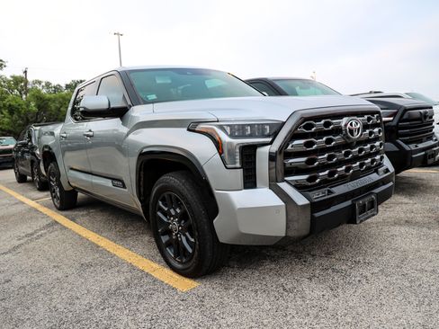 Used 2023 Toyota Tundra Platinum AWD/4WD image 6