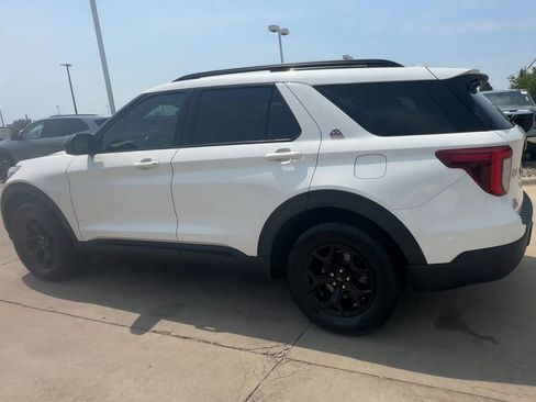 Used 2022 Ford Explorer Timberline w/ Timberline Technology Package image 6