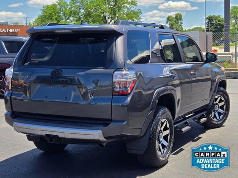 Used 2021 Toyota 4Runner TRD Off-Road Premium w/ Moonroof Package AWD/4WD image 12