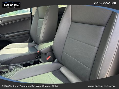 Used 2019 Volkswagen Tiguan SE AWD/4WD image 11