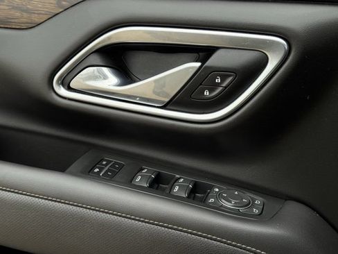 Used 2021 Chevrolet Tahoe Premier RWD image 25