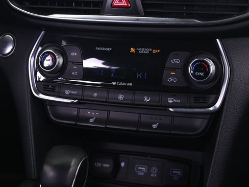 Used 2020 Hyundai Santa Fe SEL w/ Convenience Package AWD/4WD image 32