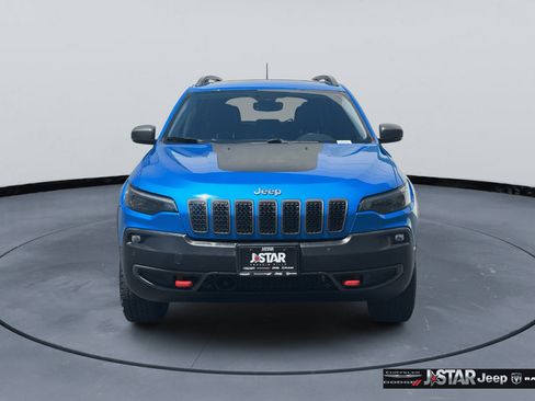 Used 2021 Jeep Cherokee Trailhawk w/ Sun, Sound & Nav Group AWD/4WD image 2