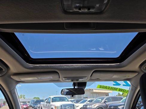 Used 2022 Honda HR-V EX image 21