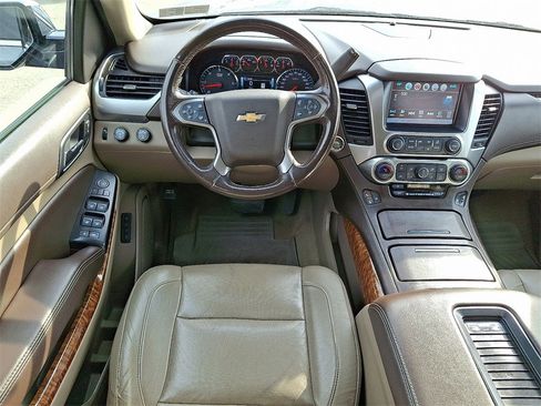 Used 2019 Chevrolet Tahoe Premier image 12