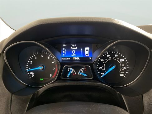Used 2015 Ford Focus SE image 15