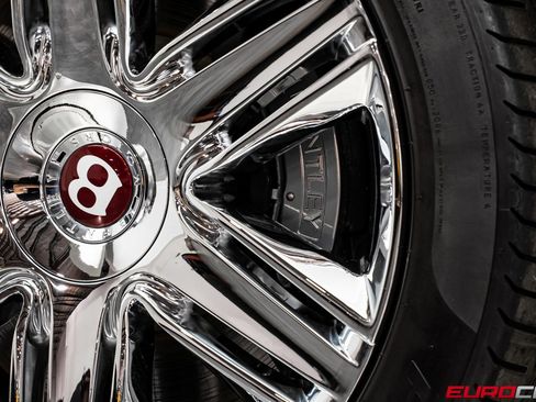 Used 2016 Bentley Continental GT image 21