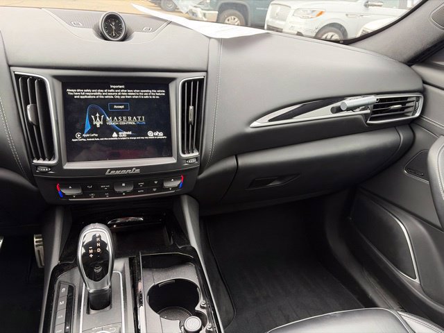 Used 2017 Maserati Levante w/ Sport Package AWD/4WD image 15