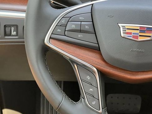 New 2026 Cadillac XT5 Premium Luxury image 8