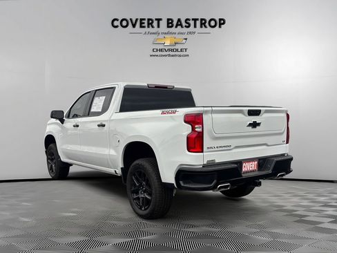 Used 2025 Chevrolet Silverado 1500 LT Trail Boss w/ Protection Package image 5