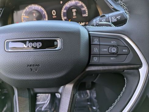 New 2026 Jeep Grand Cherokee Limited w/ Limited Altitude Package AWD/4WD image 14