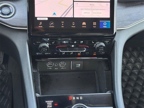 Used 2021 Jeep Grand Cherokee L Limited w/ Luxury Tech Group II image 17