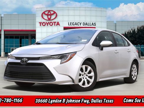 Used 2024 Toyota Corolla LE FWD image 1