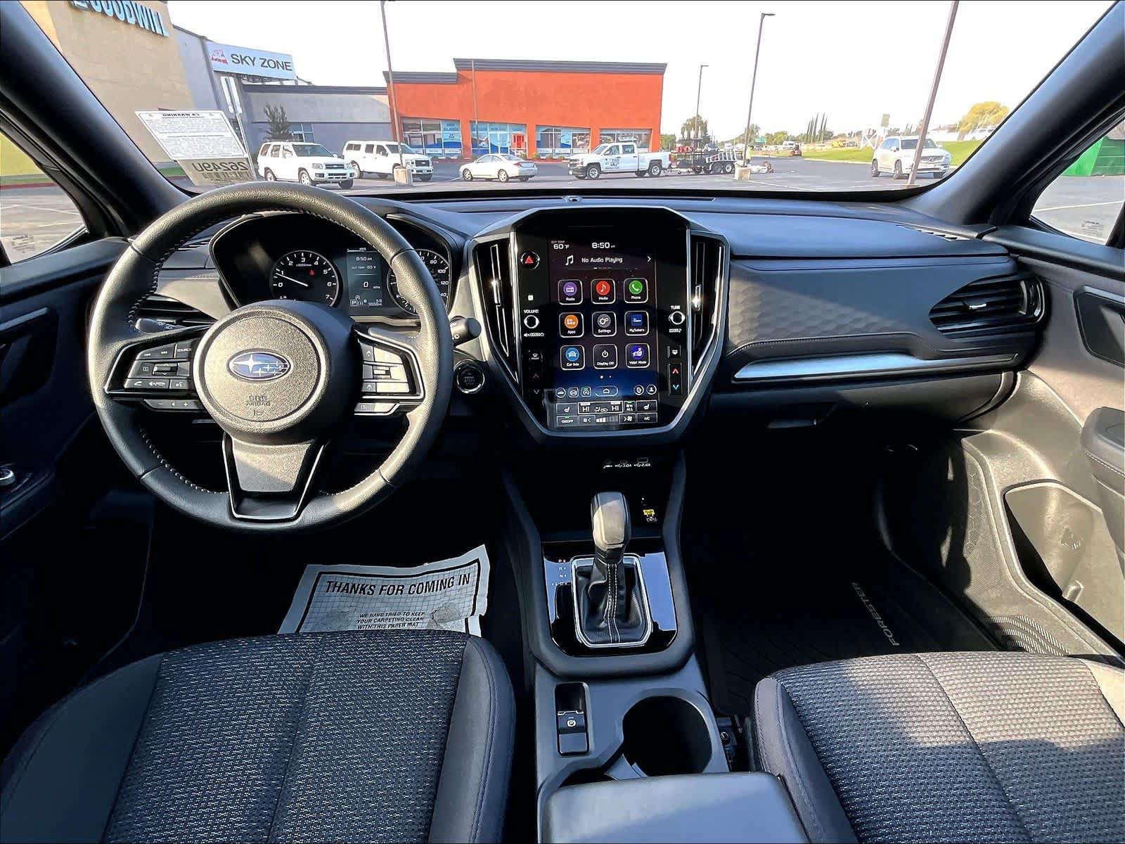 Used 2025 Subaru Forester Premium AWD/4WD image 18