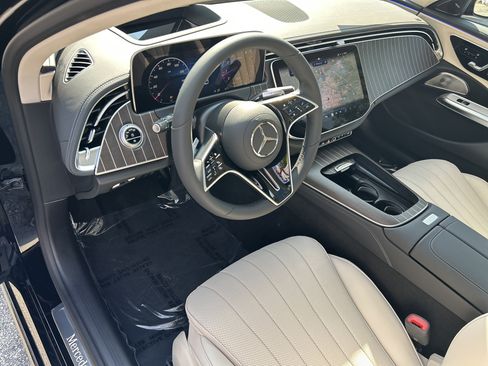 New 2026 Mercedes-Benz E 450 4MATIC Sedan image 19