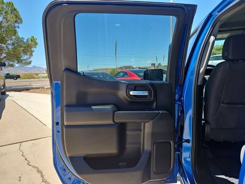 Used 2022 Chevrolet Silverado 1500 Custom RWD image 14