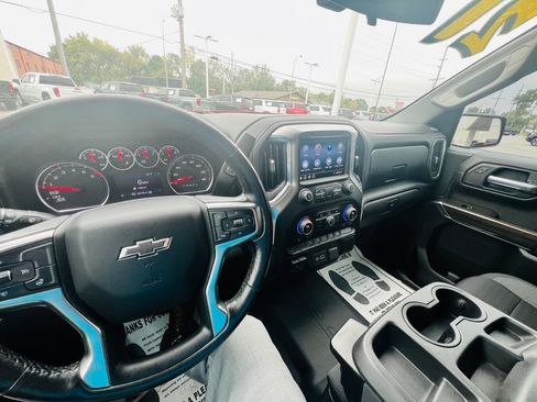 Used 2021 Chevrolet Silverado 1500 RST image 22