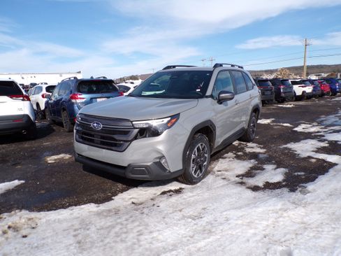 Certified 2026 Subaru Forester Premium image 1