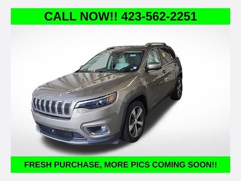 Used 2020 Jeep Cherokee Limited w/ Technology Group FWD image 1