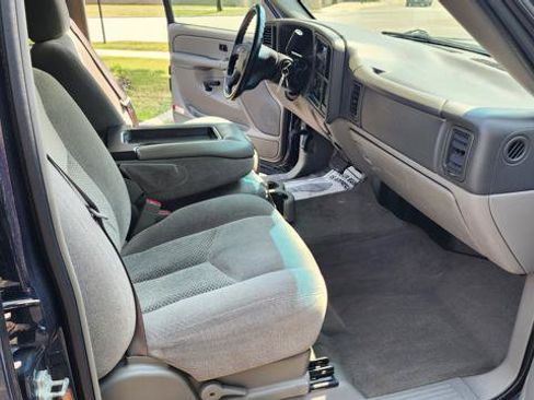 Used 2006 Chevrolet Avalanche Z66 w/ Preferred Equipment Group RWD image 15