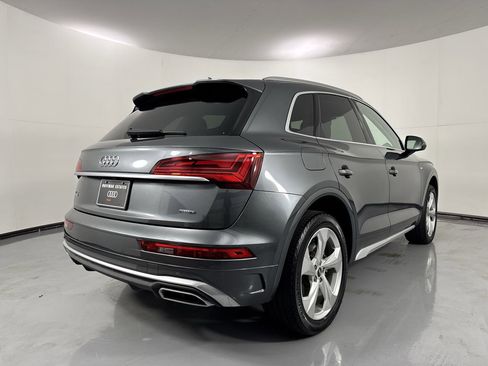 Used 2022 Audi Q5 2.0T Premium Plus w/ Premium Plus Package AWD/4WD image 37
