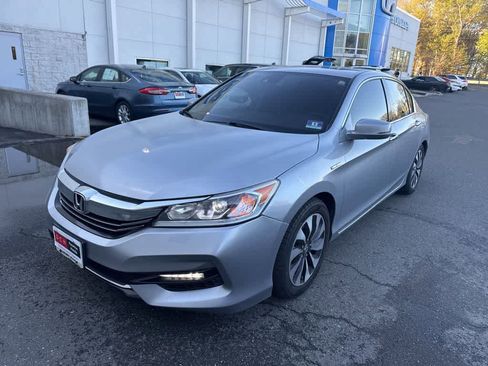 Used 2017 Honda Accord EX-L image 3